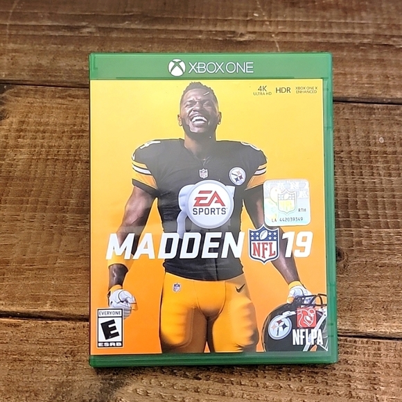 💥XBOX ONE - MADDEN 19 dvd & case - Picture 1 of 4